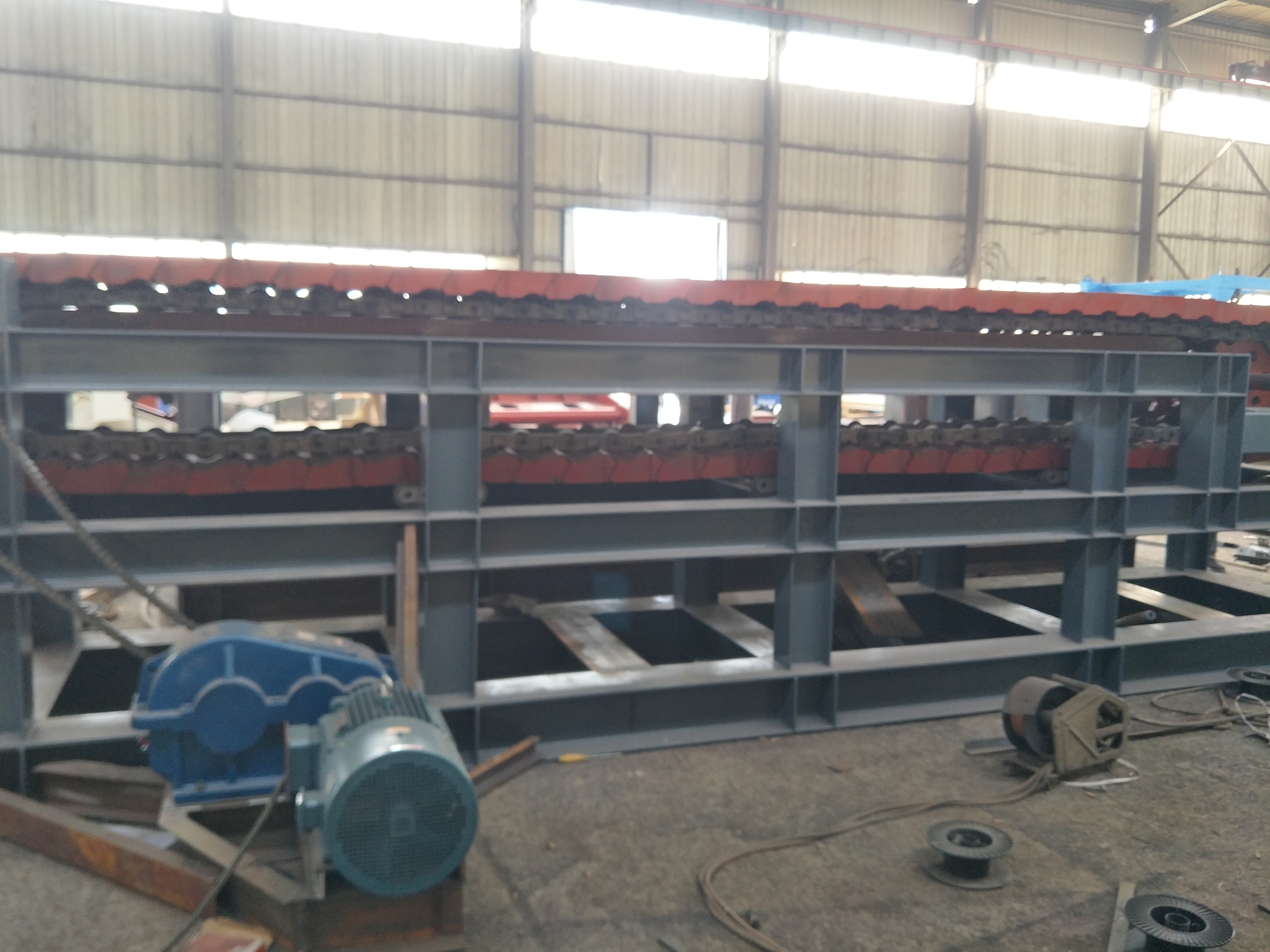 鱗板輸送機(jī) 鱗板輸送機(jī)